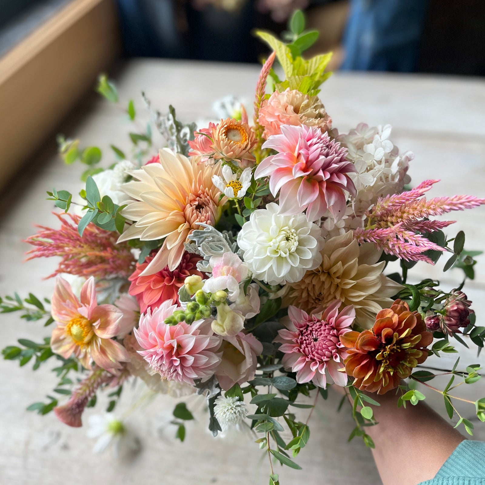 dahlia bouquet
