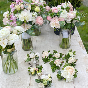 Vibrant ranunculus blooms showcasing the potential beauty of our premium corms for sale.