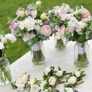 Vibrant ranunculus blooms showcasing the potential beauty of our premium corms for sale.